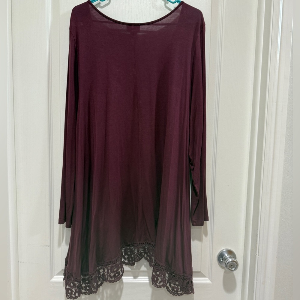 Monroe & Main Deep Burgundy Tunic with Lace Hem. NWOT - Picture 2 of 4